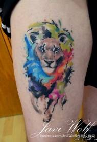 Lårfärgstänk bläck lejon tatuering mönster