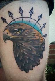 彩绘鹰与箭头纹身图案