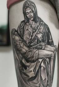 Madonna thigh tattoo picture