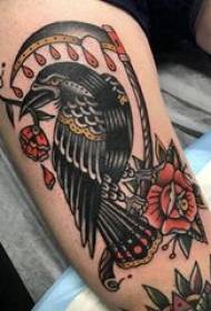 Paukščių tatuiruotės modelio šlaunies paukščių tatuiruotės modelis
