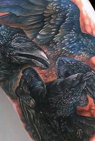 Leg realistic crow tattoo pattern