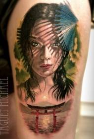 Realistisk stil fargerik asiatisk tatovering for kvinnelig portrett