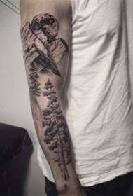 Rankos pilka plauti kalnų medžio kraštovaizdžio tatuiruotės modelį