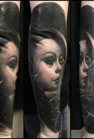 Ramię czarny jesion gejszy portret tatuaż wzór