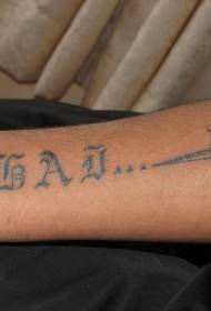 Armale longa inscription cun mudellu di tatuaggi di carattere