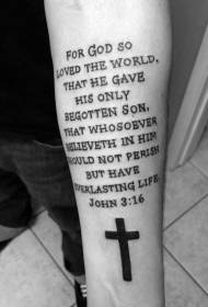 paže náboženská téma čierny kríž s anglickým písmenom tetovanie vzorom