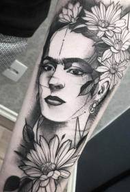 Wzór tatuażu portret czarno-białe ramię przedramienia