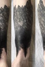 Armkleur realistiese patroon vir berge- en boomlandskap  bosstyl tattoo patroon