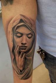 Fock Realismus Stil Schwarz-Weiß-Frau Porträt Tattoo-Muster