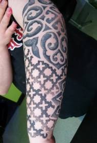 Gambar lengan tato pola belang hitam