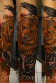手臂新學校彩色大熊與烏鴉和玫瑰紋身圖案