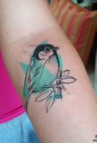 Maza rokas maza svaiga tintes putna tetovējuma modelis