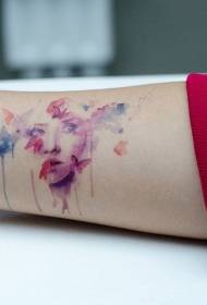 smuk akvarel pige og butterfly arm tatoveringsmønster