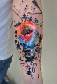 Vīriešu personības rokas krāsas spuldzes tetovējuma modelis