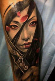 Jako nova lernejo koloro geisha kun glavo tatuaje ŝablono