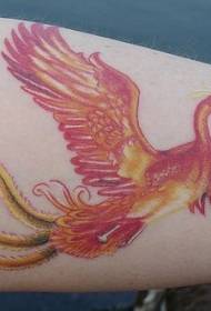 kaunis punainen palo phoenix-tatuointikuvio