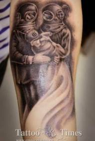 rameno staré školy starý potápač rodinné tetovanie vzor