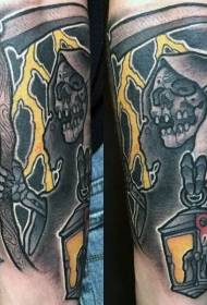 градник смешна боја черепот со смрт со шема на тетоважа со цртани од свеќи