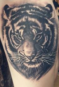 jalka realistinen tiikeri muotokuva tatuointi malli