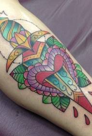 χρωματιστό πανέμορφο στιλέτο με σχήμα καρδιάς τατουάζ