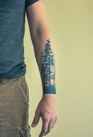 Patró de tatuatge de bosc negre fosc de braç masculí