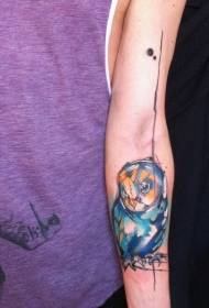 Vzorec tatoo sove z majhno roko akvarel