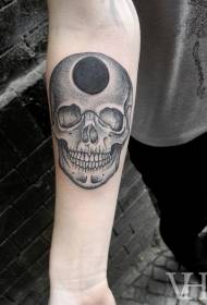 czarno-biały wzór czaszki na ramię z motywem całej czaszki 109390 - Wzór tatuażu Czarnego Lasu i Opaski na Raven