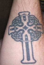 μαύρο σταυρό Κελτικό μοτίβο τατουάζ βραχίονα κόμπος