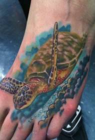 patrón de tatuaxe de tartaruga realista en cor