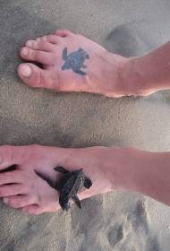 male instep realistic small turtle tattoo pattern