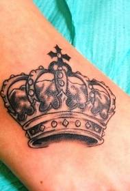 Girls' Instep Crown Tattoo Pattern
