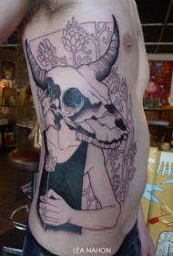 бічні ребра неймовірного чорного тіла та черепа оленя татуювання візерунок