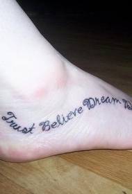 ženská noha anglická abeceda tetovanie vzor
