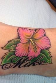 flor de hibisco con bo aspecto e tatuaxe de subtítulos