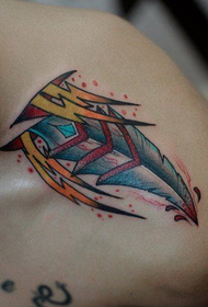 boy's shoulder dagger tattoo picture