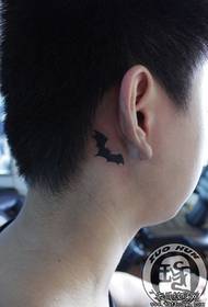 Fül divatos Totem denevér tetoválás mintája