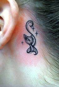 महिला के कान का टैटू 114677-कान का आइसक्रीम टैटू