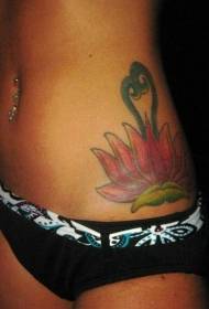 okhalweni obomvu amahle we-lotus tattoo iphethini