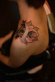 alternativo floro modo tatuaje ŝablono