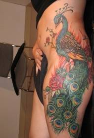 side rib vakker påfugl rose tatoveringsmønster