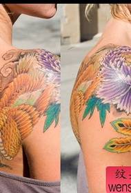 foreign beauty shoulder peony phoenix tattoo pattern picture