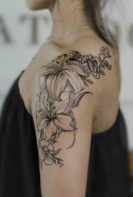 girl shawl flower tattoo pattern