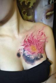 teine mama faʻailoga lotus tattoo tattoo