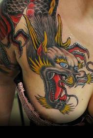 přes rameno barva klasický zlý drak tetování vzor