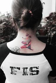 bukuri krijuese e tatuazhit të Buddhës 114267 @ vajzë e pasme foto e tatuazheve anglisht të freskëta