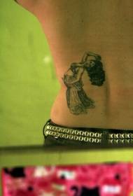 腰部黑色舞蹈的女子纹身图片
