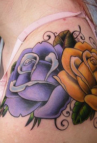 modèle de tatouage rose châle beauté