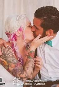 Modello di tatuaggio di coppia europea stile dolce
