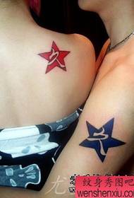 model de tatuaj cuplu cu stele pentagram