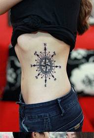 popularni popularni par uzorak tetovaža kompasa